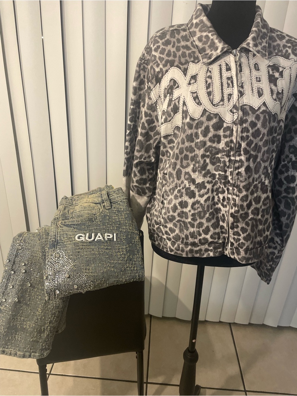 ROMWE Gray Leopard Print Cardigan+GUAPI Designer Pants